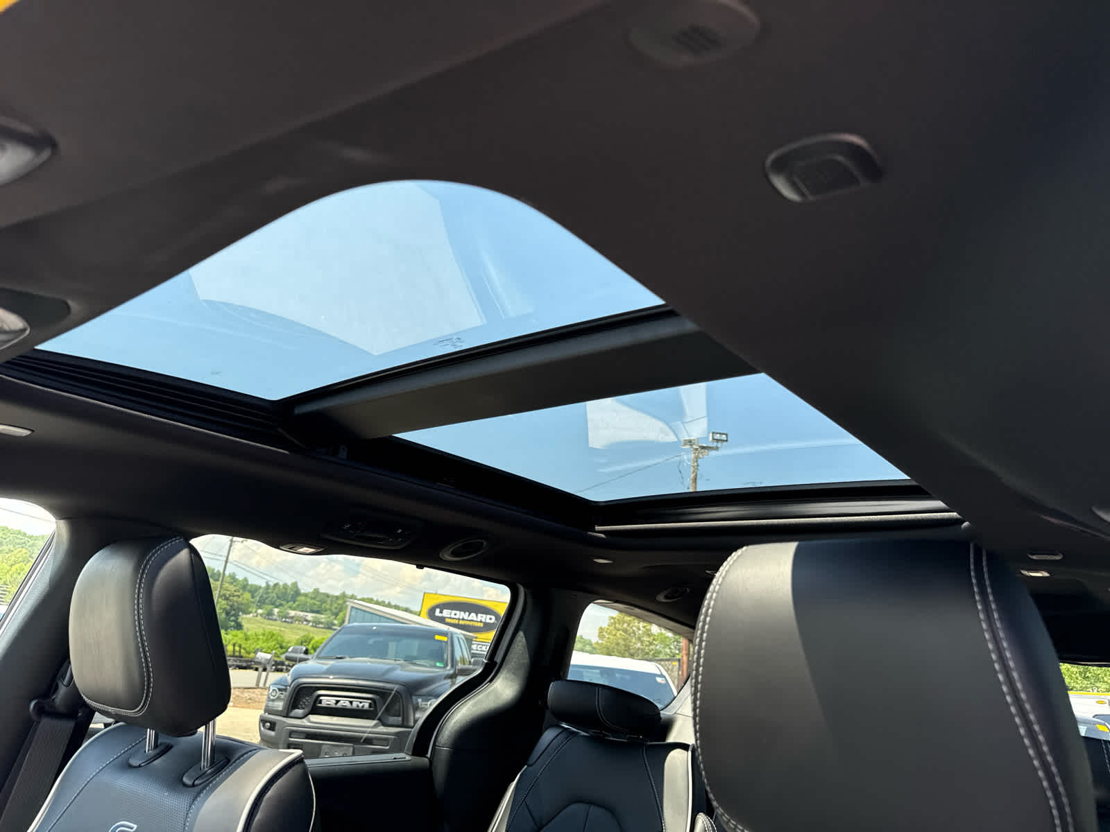 2027 Chrysler Pacifica PACIFICA LIMITED