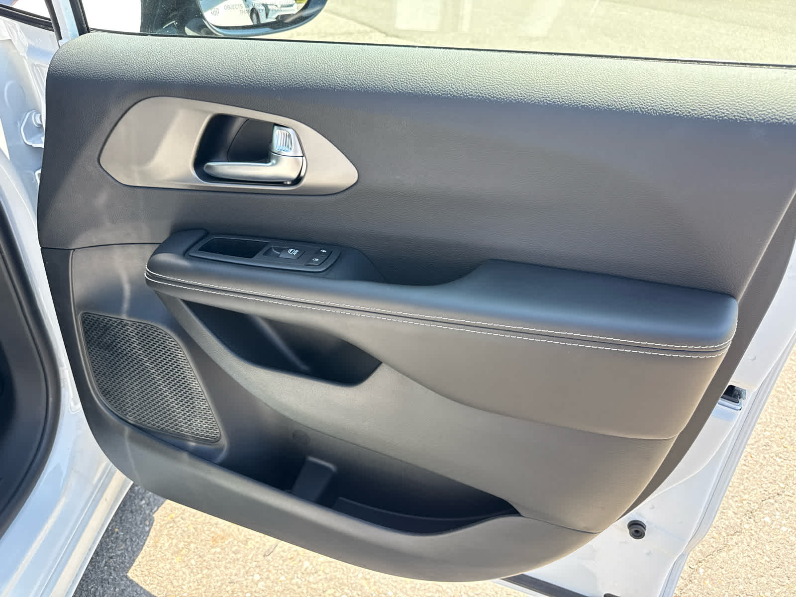 2027 Chrysler Pacifica PACIFICA LIMITED