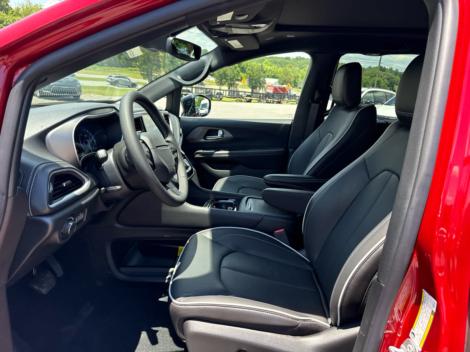 2027 Chrysler Pacifica PACIFICA LIMITED