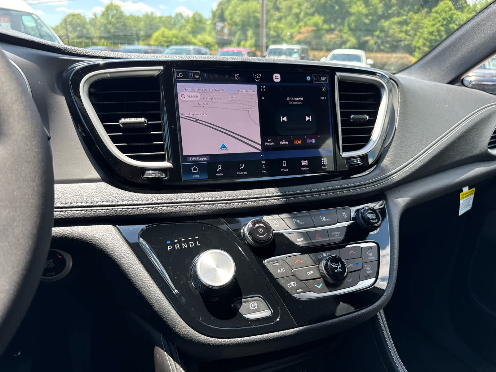 2027 Chrysler Pacifica PACIFICA LIMITED