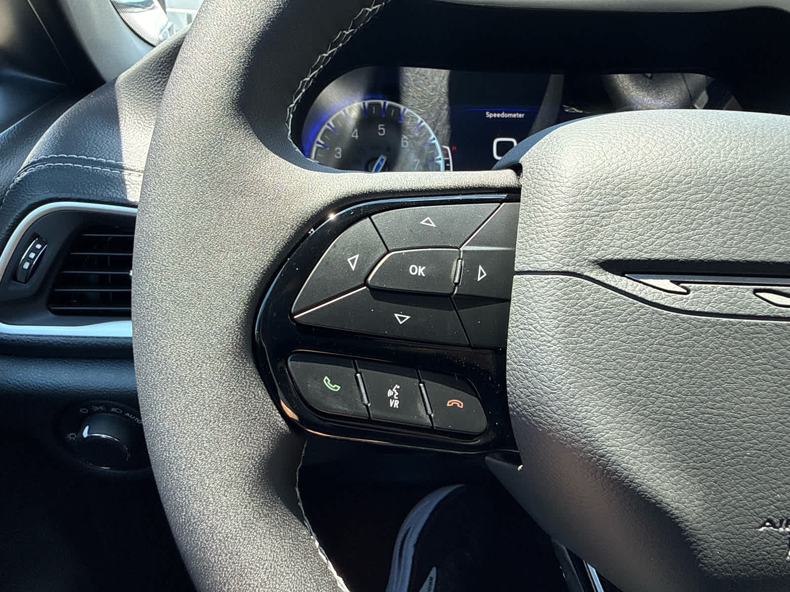 2027 Chrysler Pacifica PACIFICA LIMITED