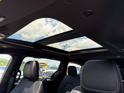 2027 Chrysler Pacifica PACIFICA LIMITED