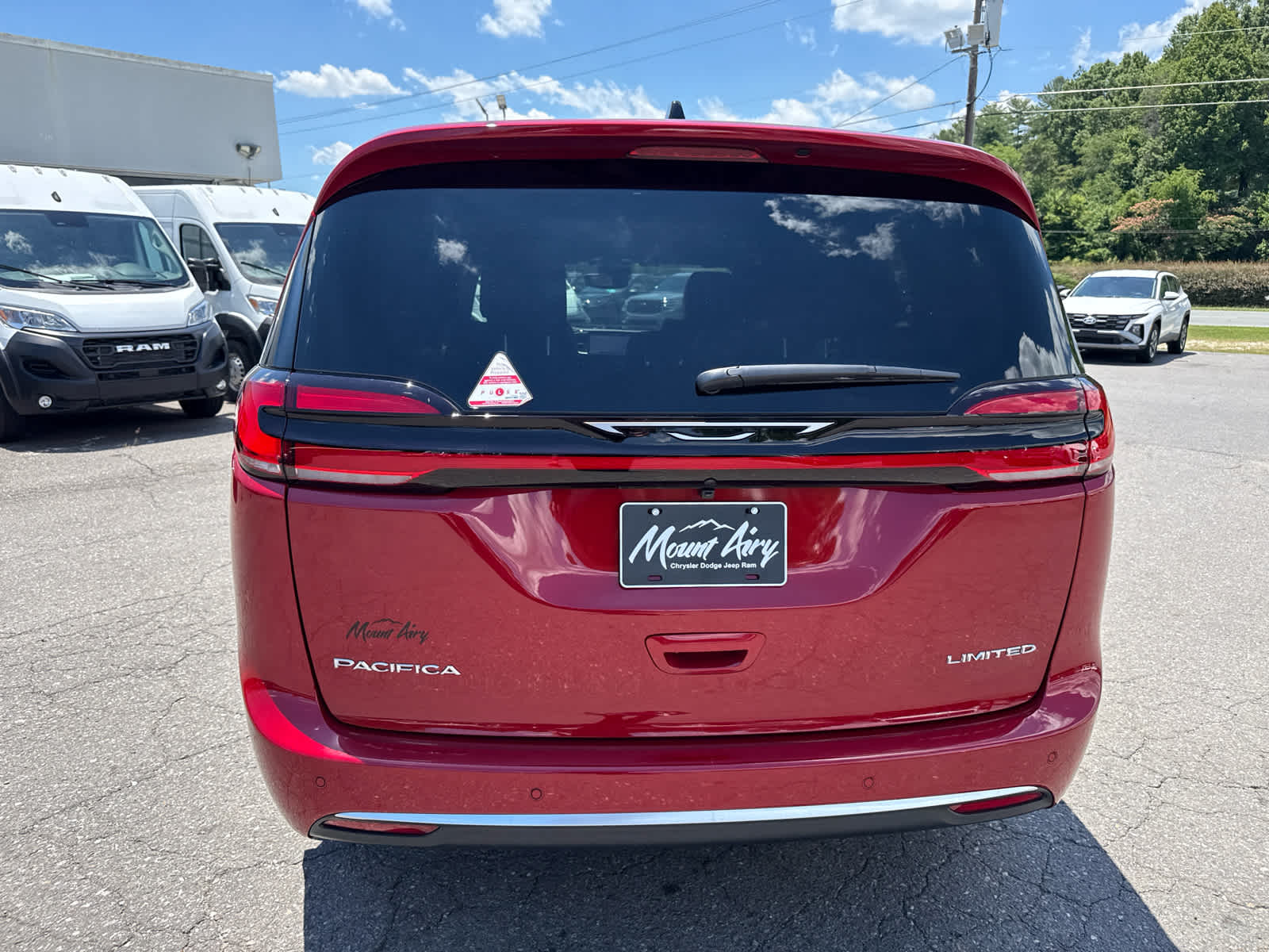 2027 Chrysler Pacifica PACIFICA LIMITED