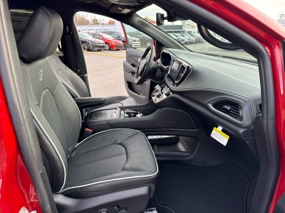 2026 Chrysler Pacifica PACIFICA LIMITED