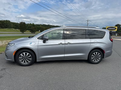 2021 Chrysler Pacifica Hybrid Touring L