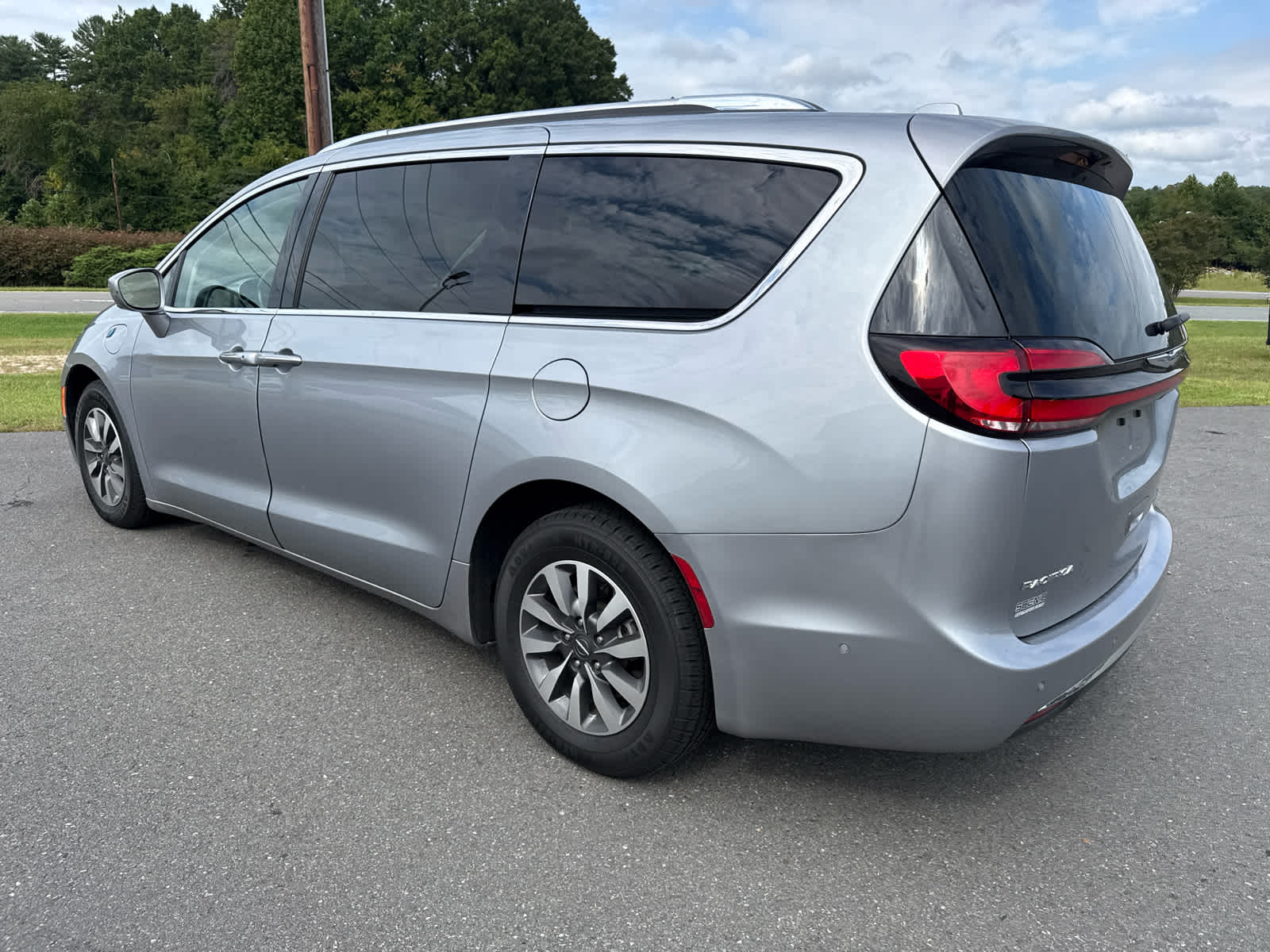 2021 Chrysler Pacifica Hybrid Touring L