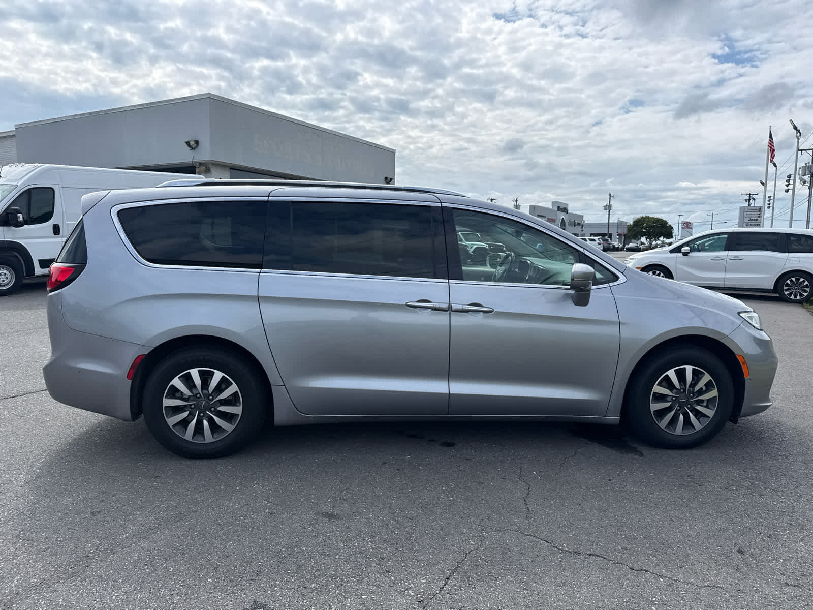 2021 Chrysler Pacifica Hybrid Touring L
