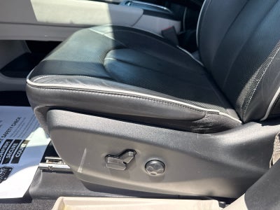 2022 Chrysler Pacifica Limited AWD