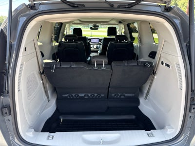 2022 Chrysler Pacifica Limited AWD