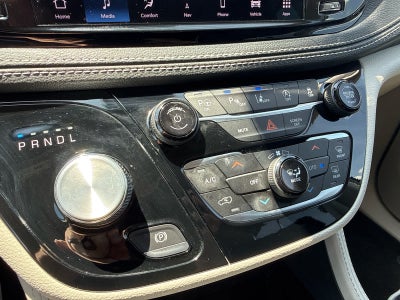 2022 Chrysler Pacifica Limited AWD