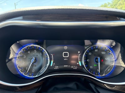 2022 Chrysler Pacifica Limited AWD