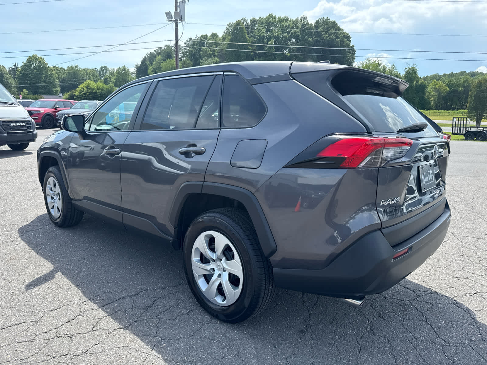 2022 Toyota RAV4 LE