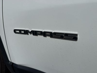 2022 Jeep Compass Latitude FWD