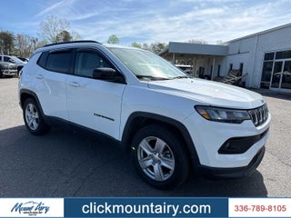 2022 Jeep Compass Latitude FWD