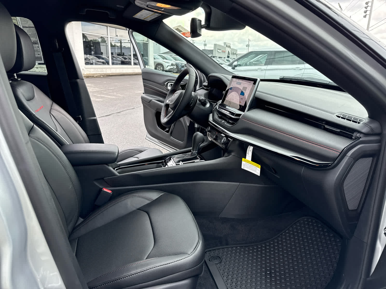 2025 Jeep Compass COMPASS TRAILHAWK 4X4