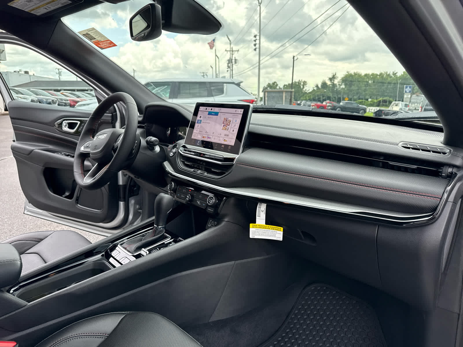 2025 Jeep Compass COMPASS TRAILHAWK 4X4