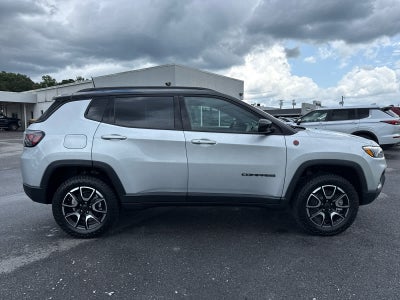 2025 Jeep Compass COMPASS TRAILHAWK 4X4