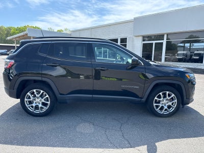 2022 Jeep Compass Latitude Lux 4x4