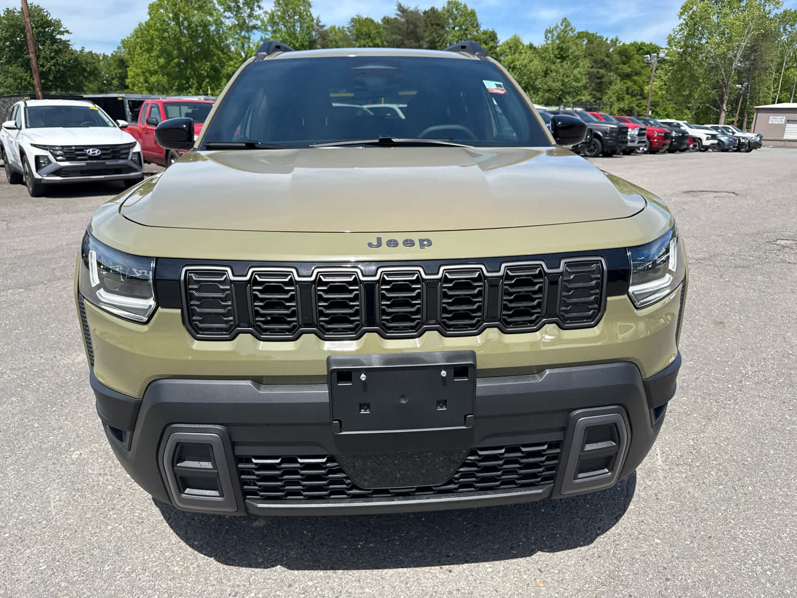 2026 Jeep Cherokee CHEROKEE LAREDO 4X4