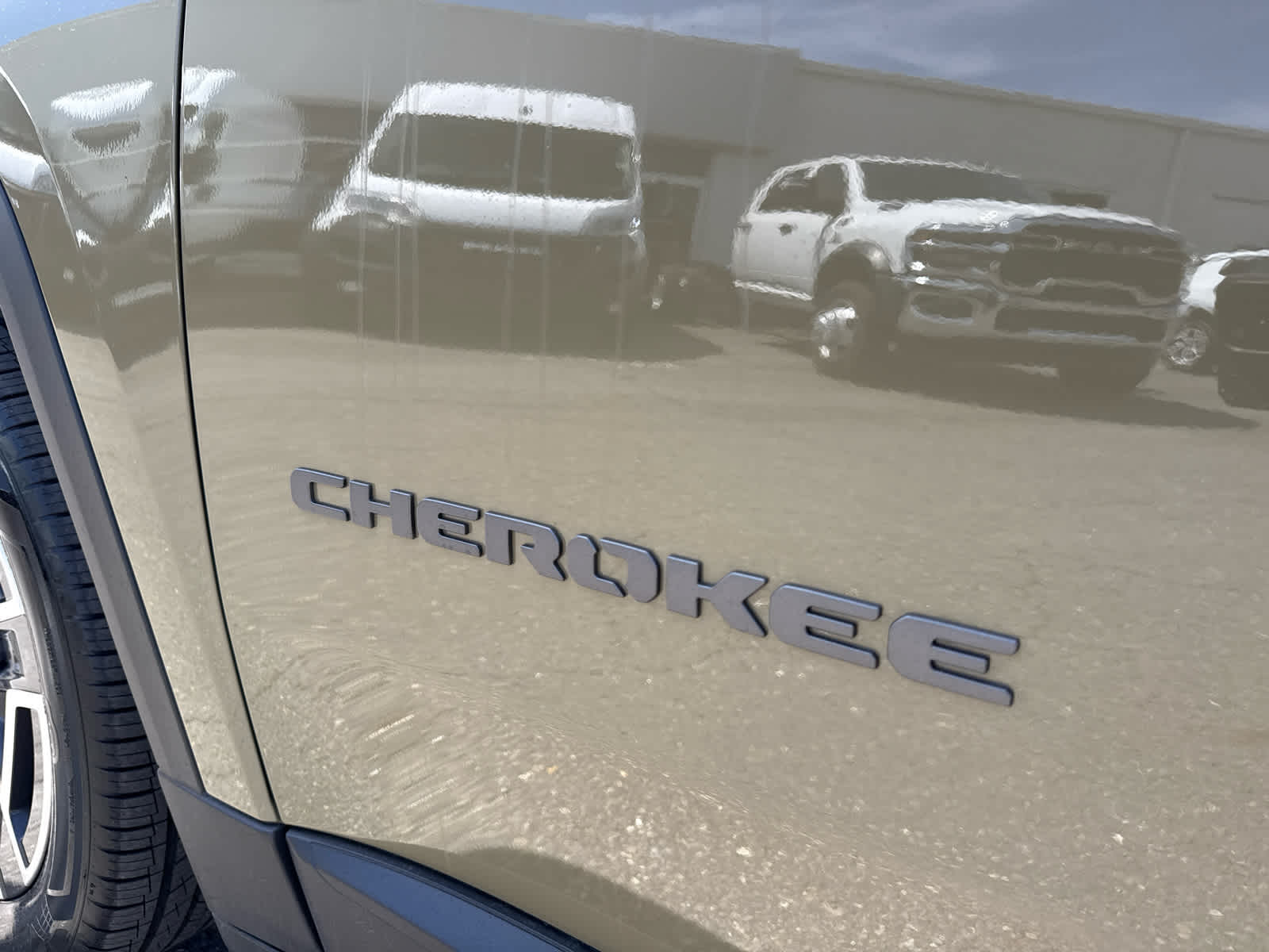2026 Jeep Cherokee CHEROKEE LAREDO 4X4