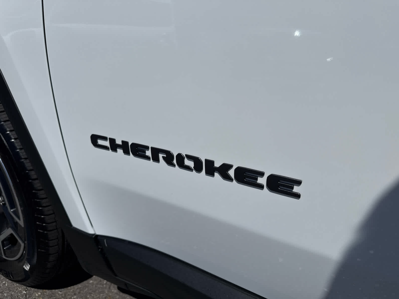 2026 Jeep Cherokee CHEROKEE LAREDO 4X4