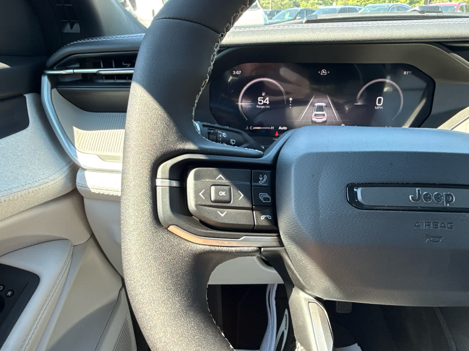 2026 Jeep Cherokee CHEROKEE LAREDO 4X4