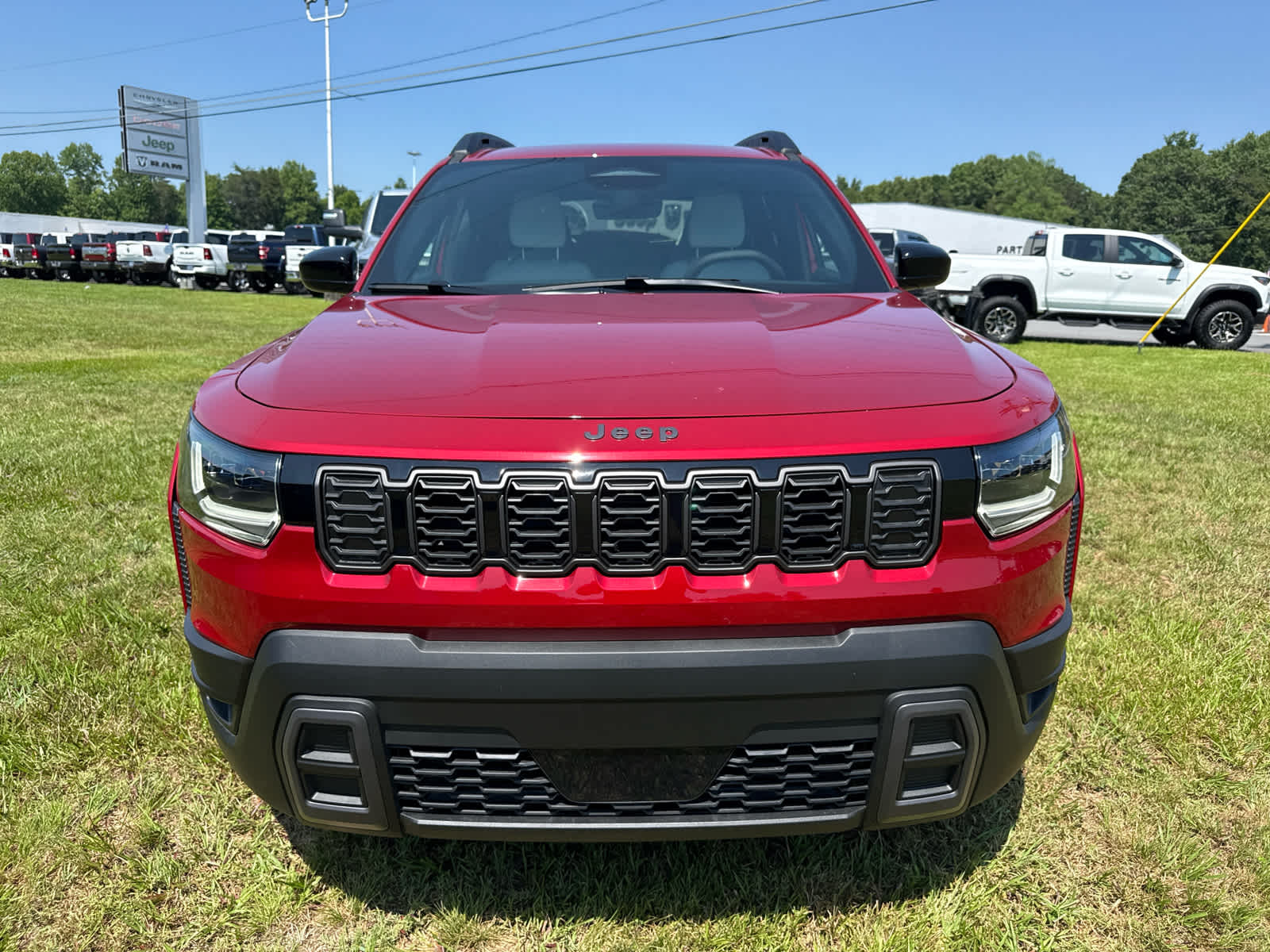 2026 Jeep Cherokee CHEROKEE LAREDO 4X4