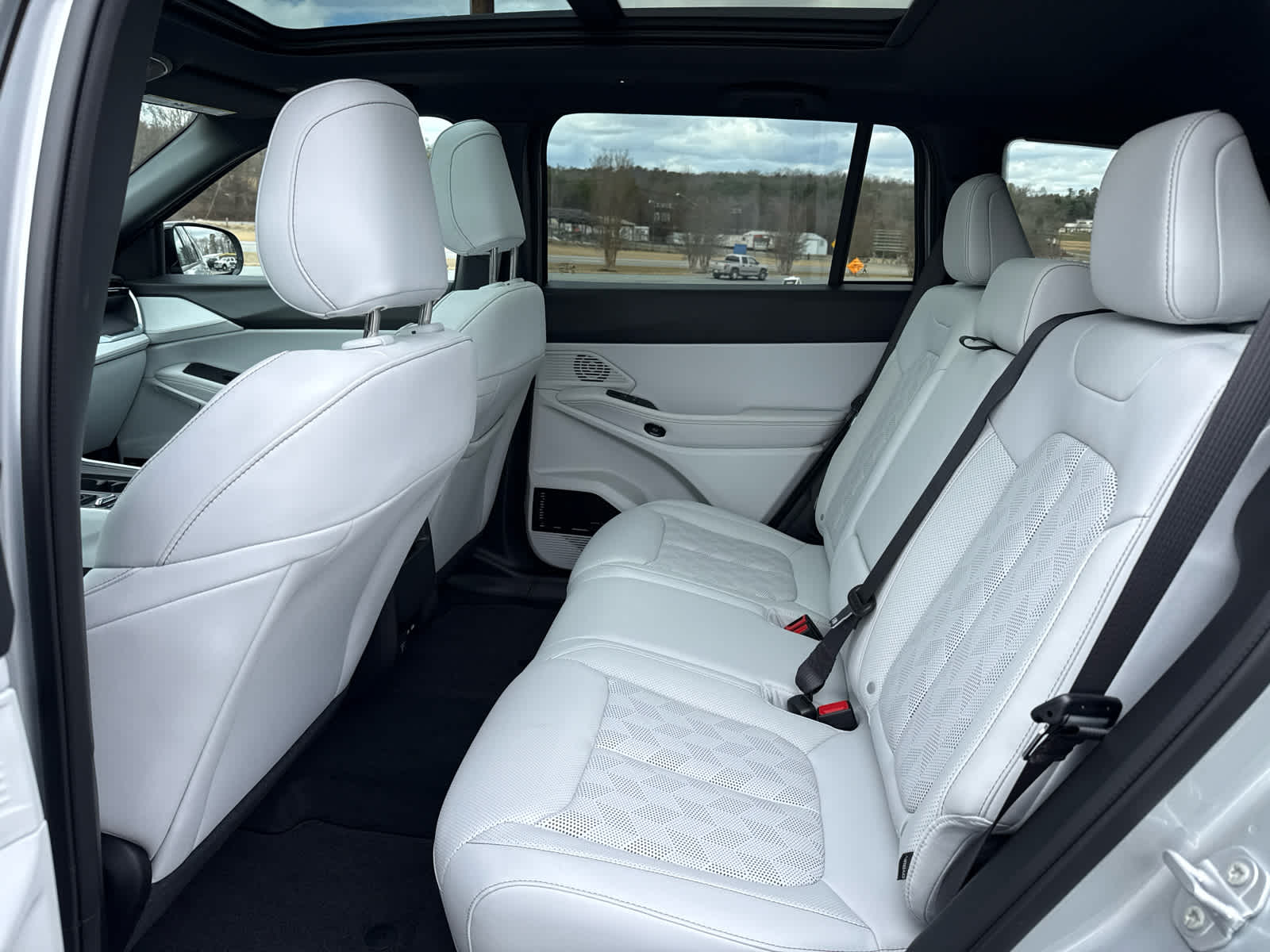 2026 Jeep Cherokee CHEROKEE OVERLAND 4X4