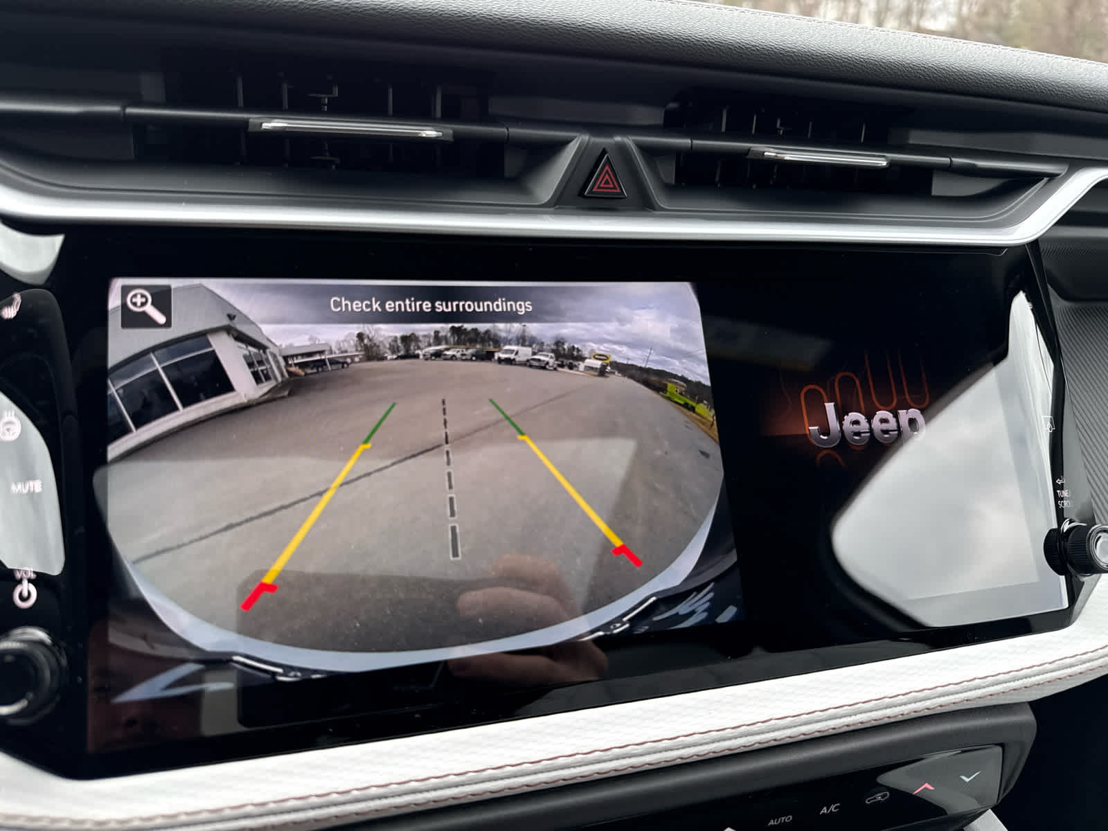 2026 Jeep Cherokee CHEROKEE OVERLAND 4X4