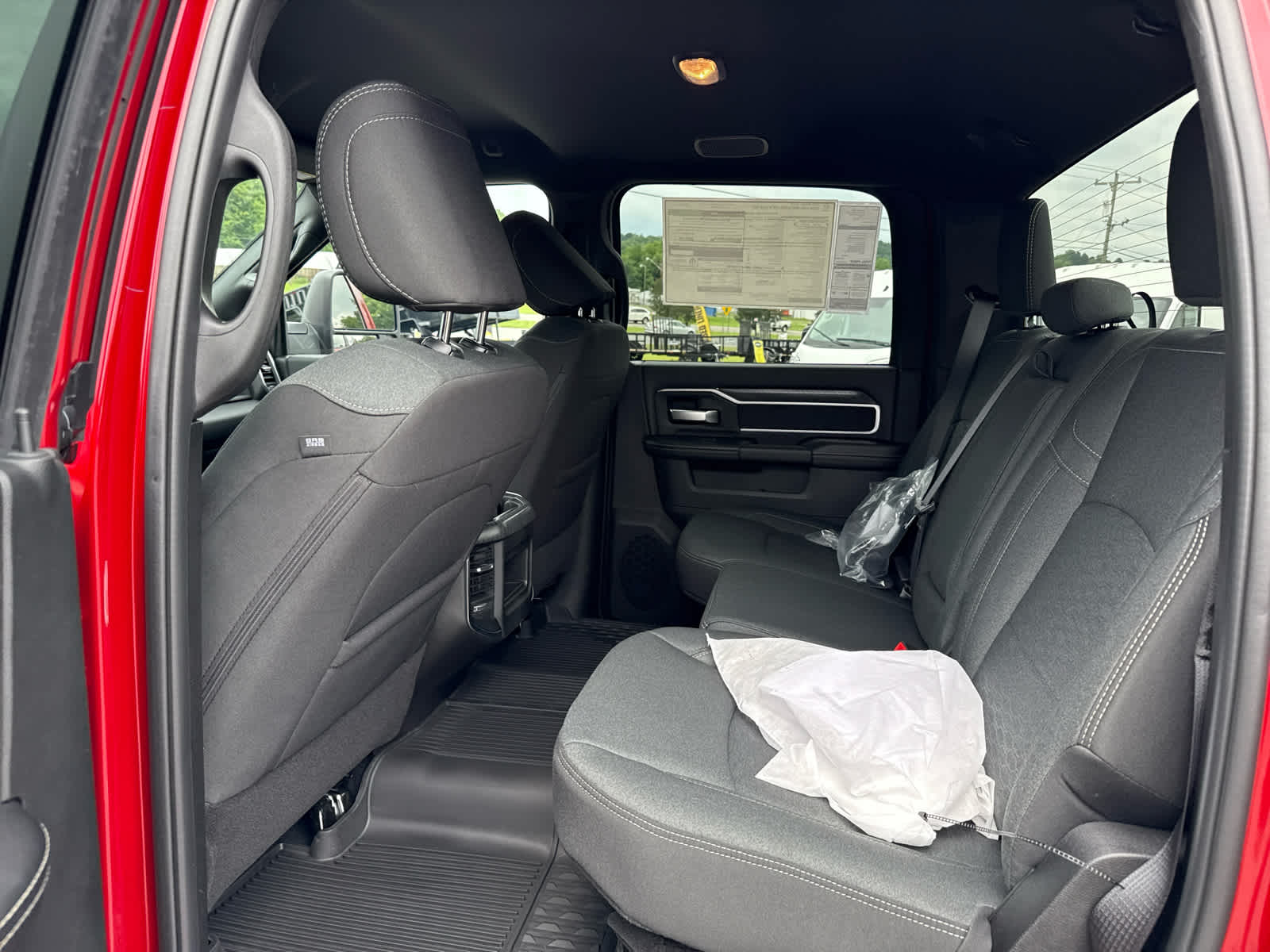 2025 RAM Ram 2500 RAM 2500 BIG HORN CREW CAB 4X2 6'4' BOX