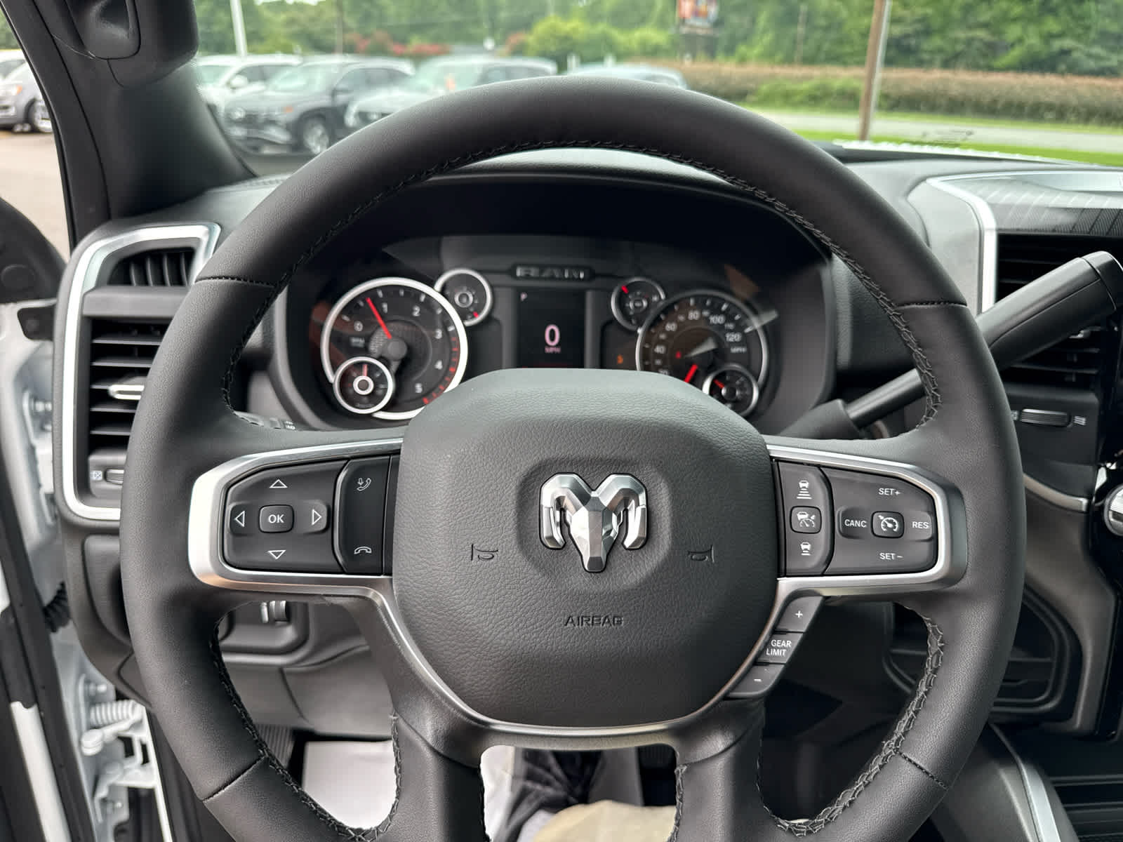 2025 RAM Ram 2500 RAM 2500 BIG HORN CREW CAB 4X2 8' BOX