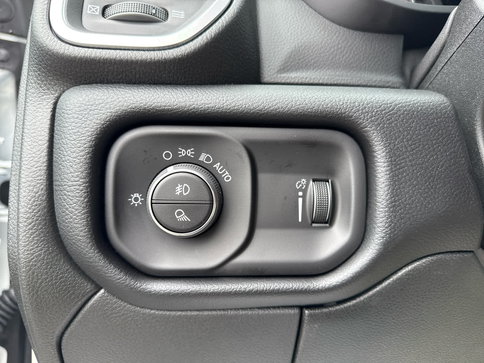 2025 RAM Ram 2500 RAM 2500 BIG HORN CREW CAB 4X2 8' BOX