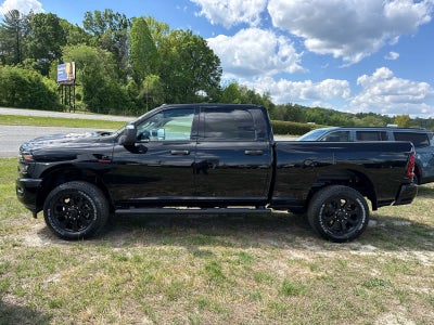 2026 RAM Ram 2500 RAM 2500 BLACK EXPRESS CREW CAB 4X4 6'4' BOX