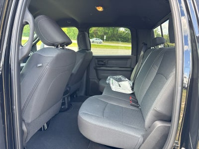 2026 RAM Ram 2500 RAM 2500 BLACK EXPRESS CREW CAB 4X4 6'4' BOX