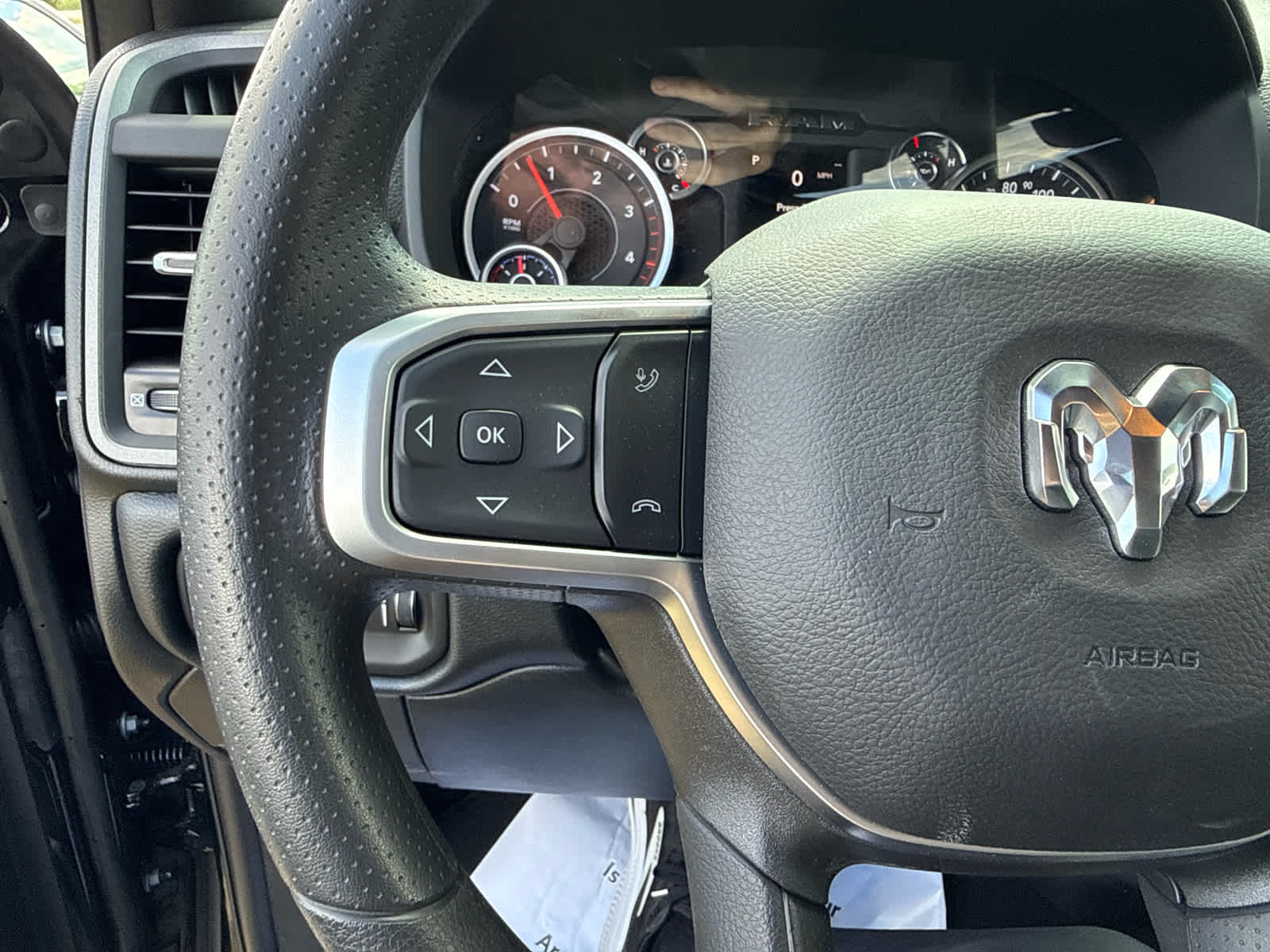 2026 RAM Ram 2500 RAM 2500 BLACK EXPRESS CREW CAB 4X4 6'4' BOX