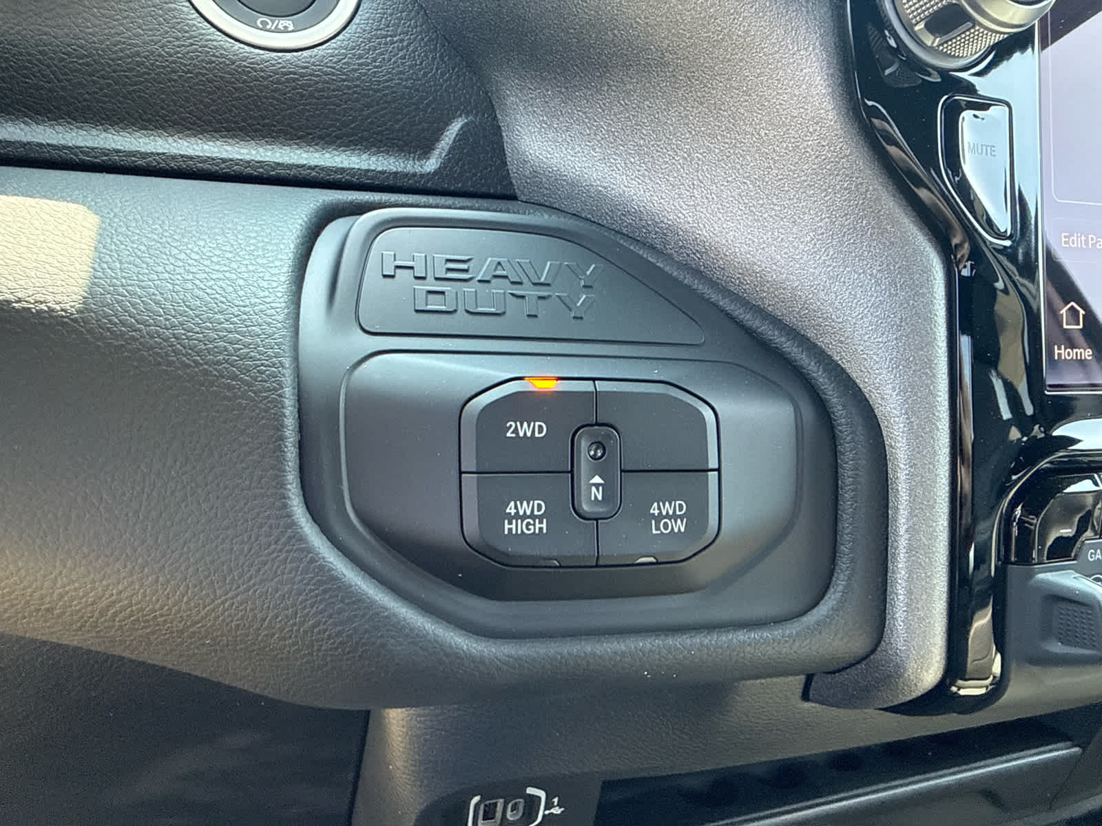 2026 RAM Ram 2500 RAM 2500 TRADESMAN CREW CAB 4X4 6'4' BOX