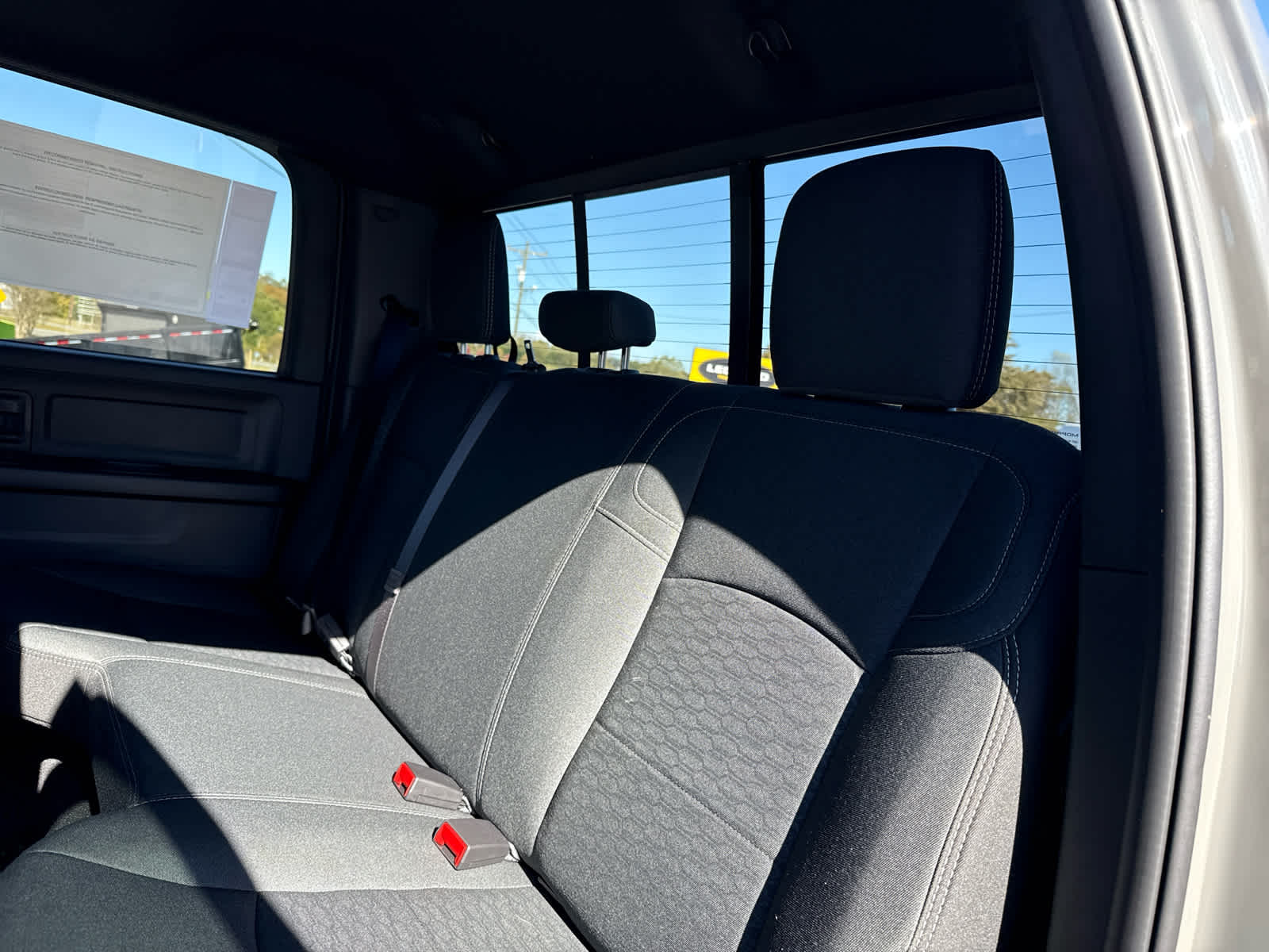 2026 RAM Ram 2500 RAM 2500 BLACK EXPRESS CREW CAB 4X4 6'4' BOX