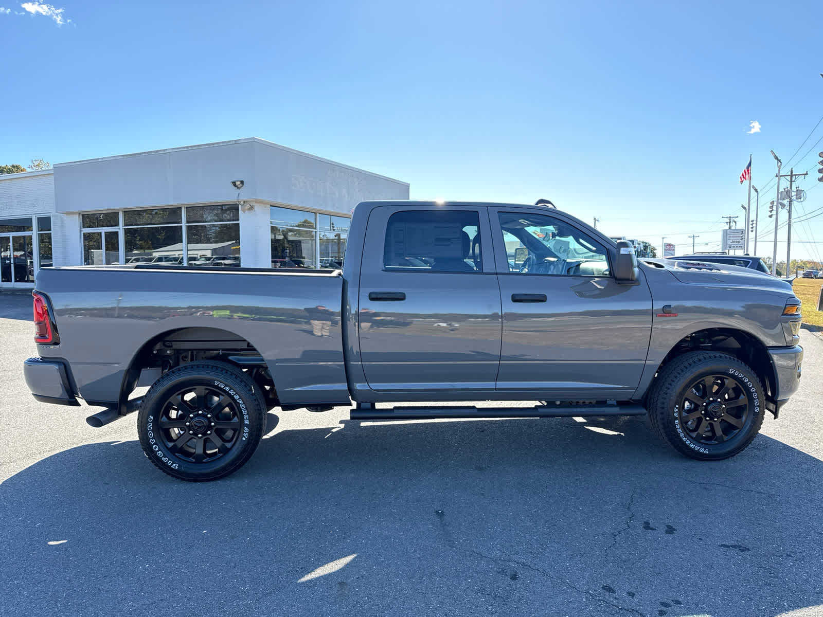 2026 RAM Ram 2500 RAM 2500 BLACK EXPRESS CREW CAB 4X4 6'4' BOX