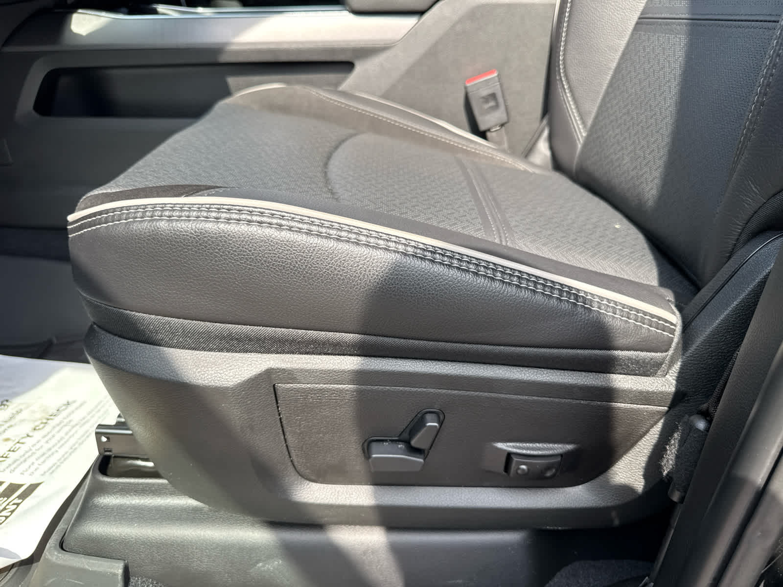 2025 RAM Ram 2500 RAM 2500 LARAMIE CREW CAB 4X4 6'4' BOX