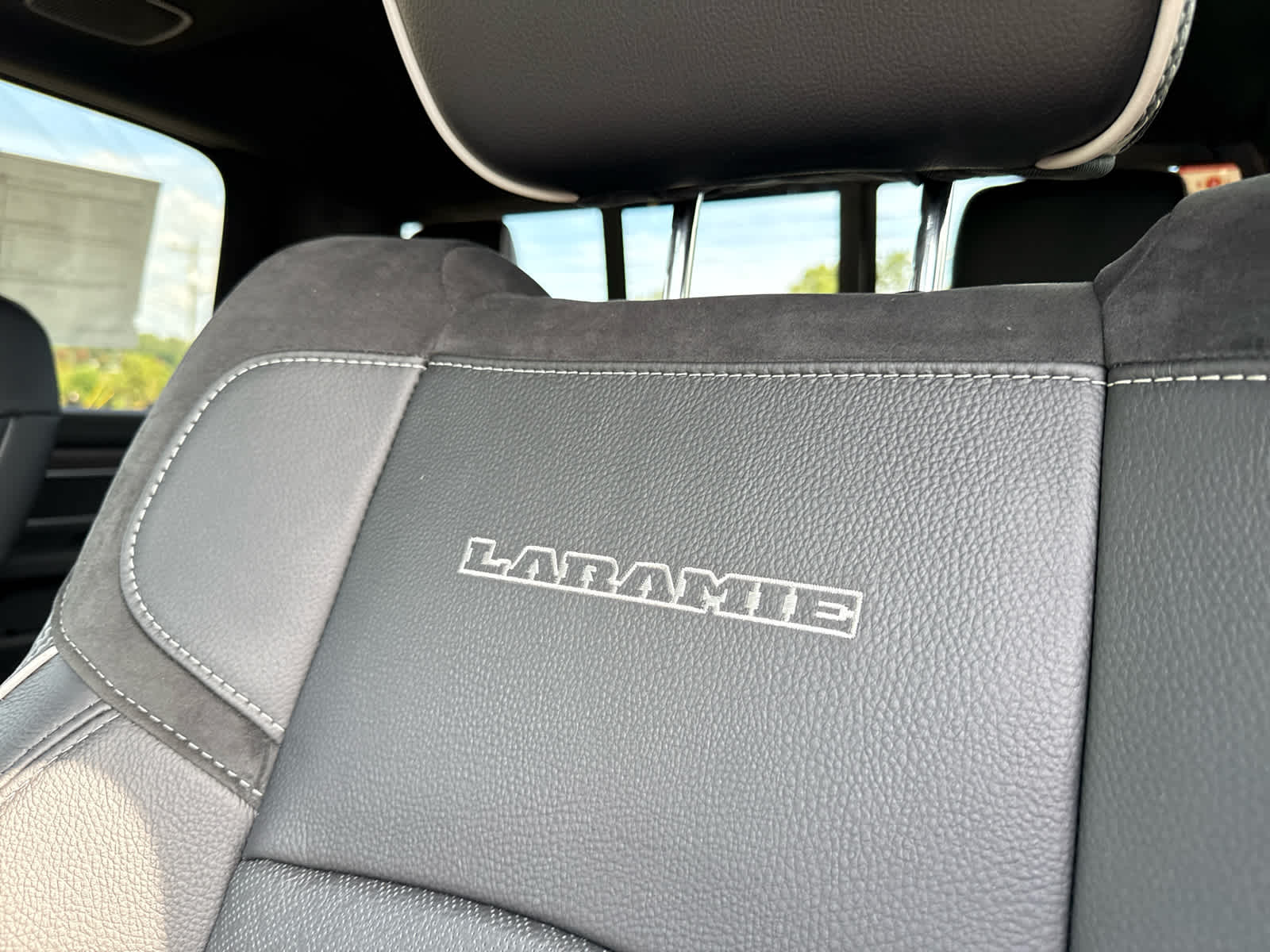 2025 RAM Ram 2500 RAM 2500 LARAMIE CREW CAB 4X4 6'4' BOX