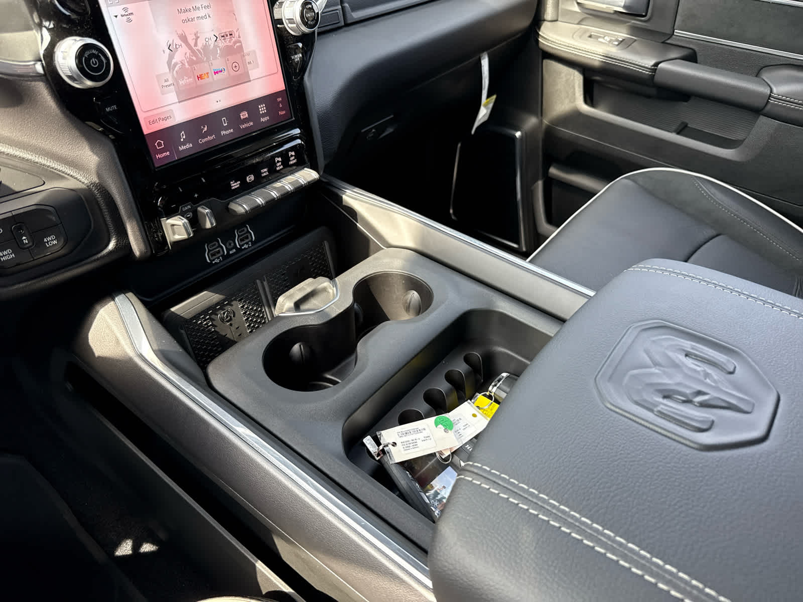 2025 RAM Ram 2500 RAM 2500 LARAMIE CREW CAB 4X4 6'4' BOX