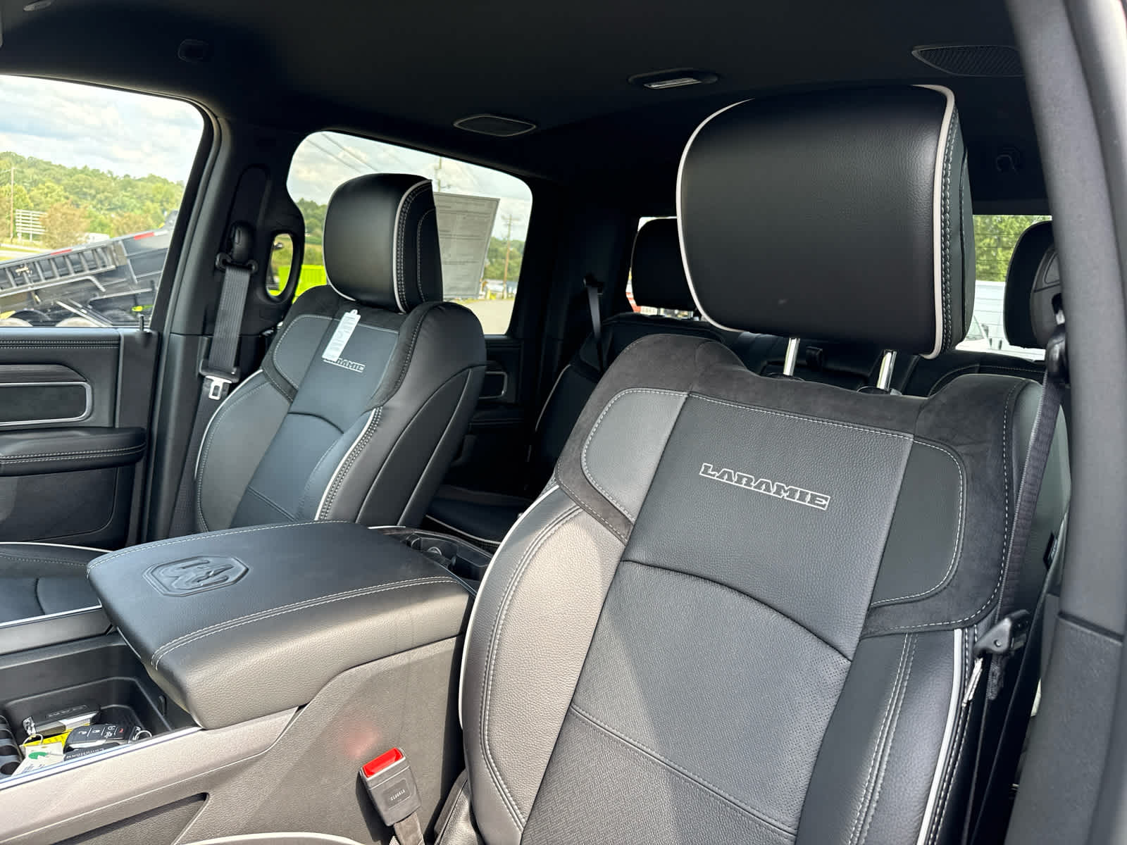 2025 RAM Ram 2500 RAM 2500 LARAMIE CREW CAB 4X4 6'4' BOX