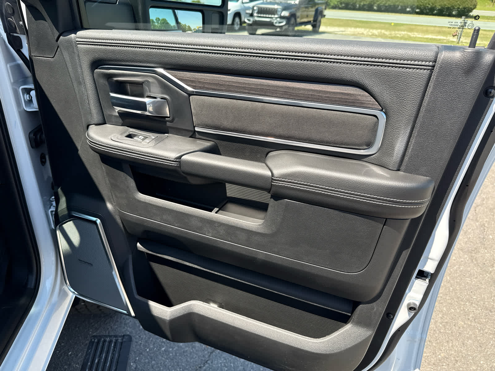 2026 RAM Ram 2500 RAM 2500 LARAMIE MEGA CAB 4X4 6'4' BOX