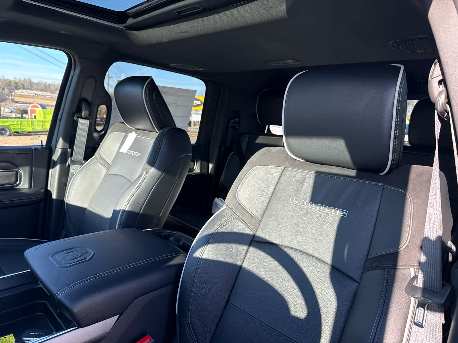 2026 RAM Ram 2500 RAM 2500 LARAMIE MEGA CAB 4X4 6'4' BOX