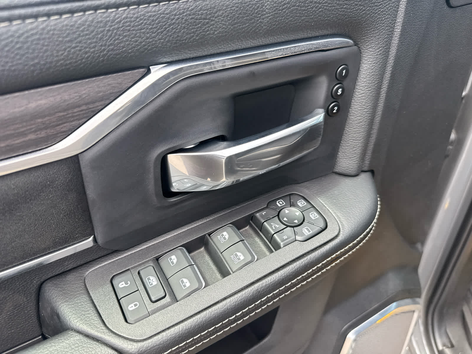 2026 RAM Ram 2500 RAM 2500 LARAMIE MEGA CAB 4X4 6'4' BOX