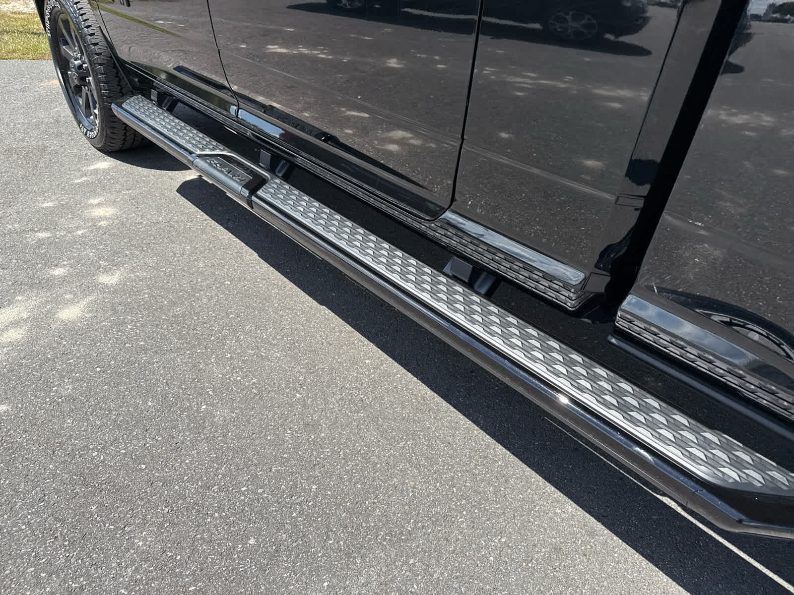 2025 RAM Ram 2500 RAM 2500 LARAMIE MEGA CAB 4X4 6'4' BOX