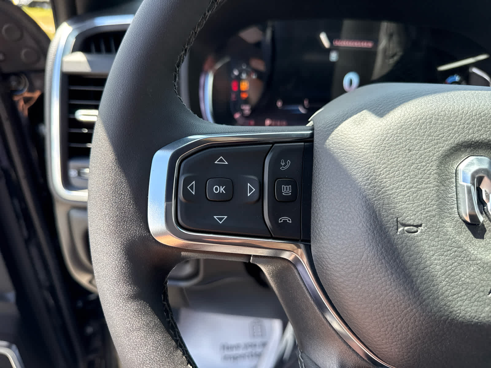 2025 RAM Ram 2500 RAM 2500 LARAMIE MEGA CAB 4X4 6'4' BOX