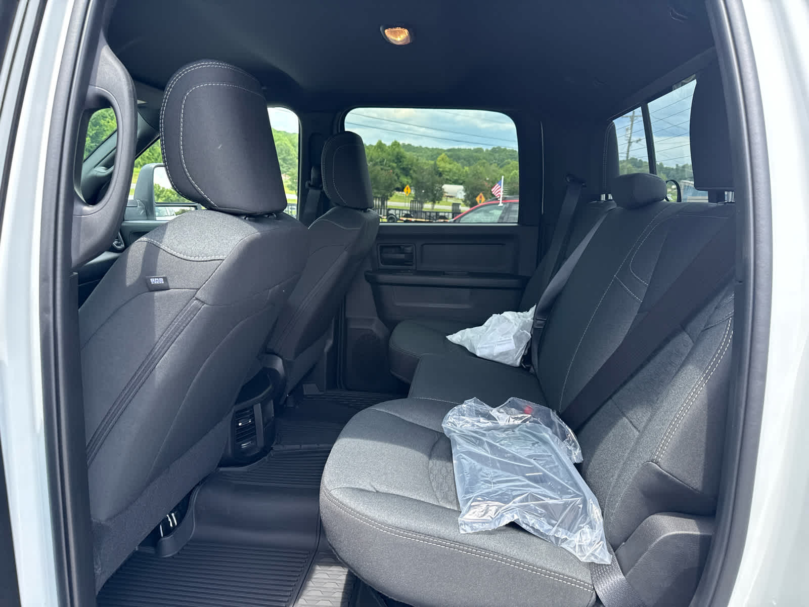 2026 RAM Ram 3500 RAM 3500 TRADESMAN CREW CAB 4X4 8' BOX
