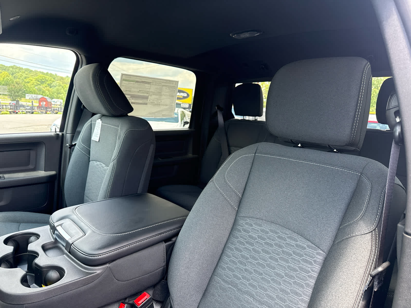 2026 RAM Ram 3500 RAM 3500 TRADESMAN CREW CAB 4X4 8' BOX