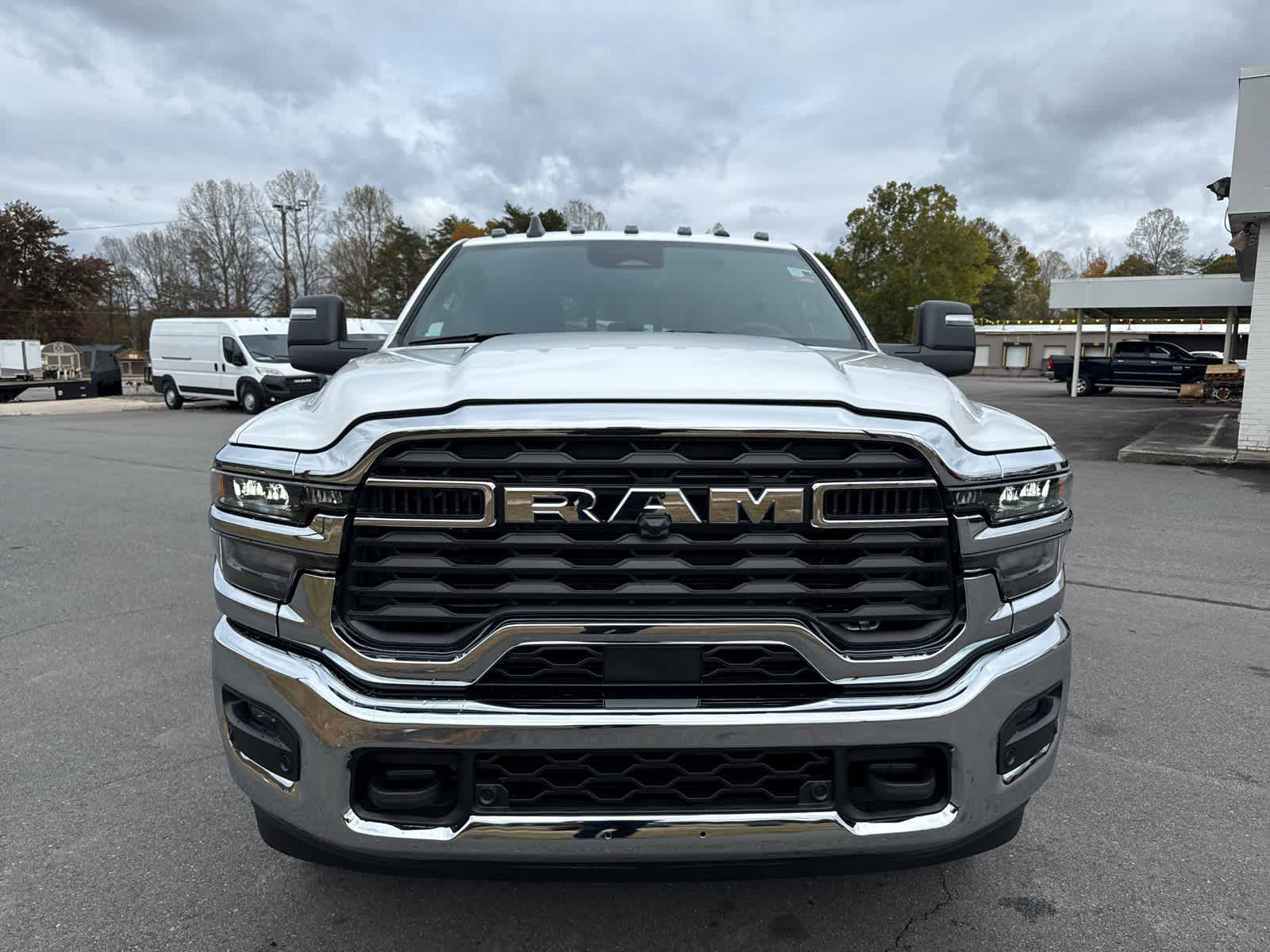 2026 RAM Ram 3500 RAM 3500 TRADESMAN CREW CAB 4X4 8' BOX